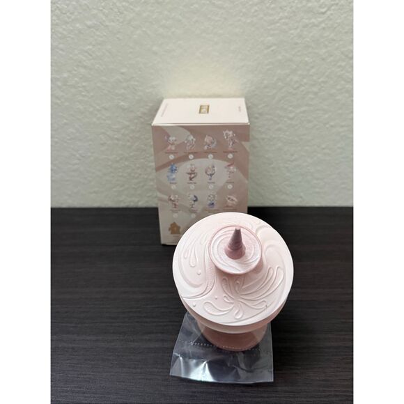 POP MART Skullpanda The Paradox Series Figure - The Cyclical Path - Picture 4 of 5